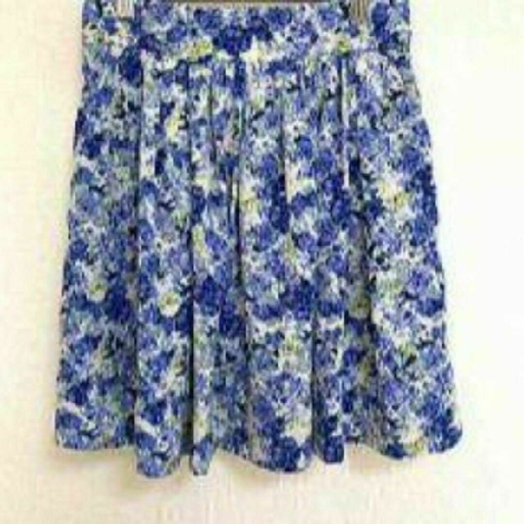 Rope' Picnic(ロペピクニック)のPOPE PICNIC　フレアスカート　花柄　きれいめコーデ　ブルー　ホワイト レディースのスカート(ひざ丈スカート)の商品写真