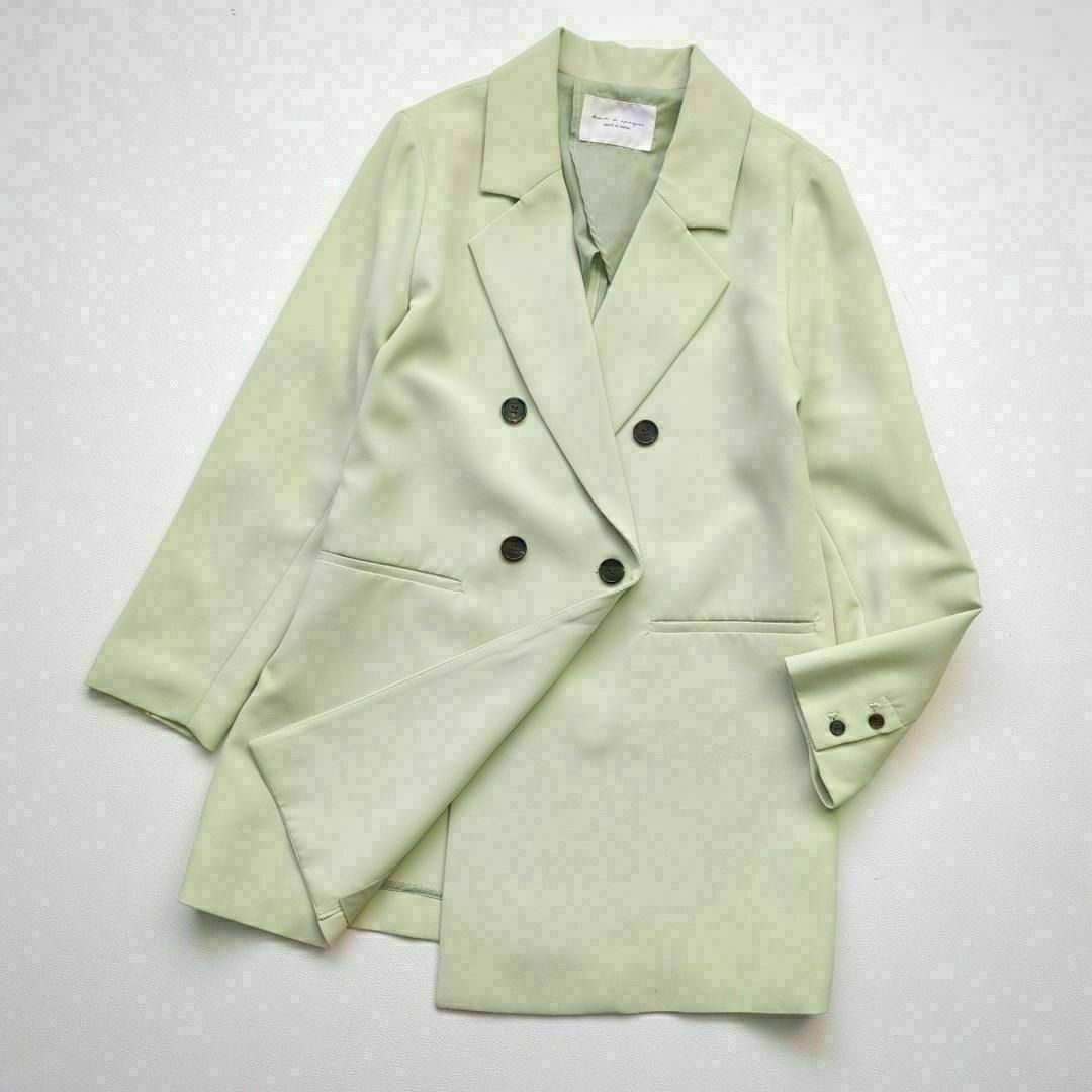 OPAQUE.CLIP(オペークドットクリップ)のオペークドットクリップ　ダブル　テーラードジャケット　薄緑　38　羽織　アウター レディースのジャケット/アウター(テーラードジャケット)の商品写真