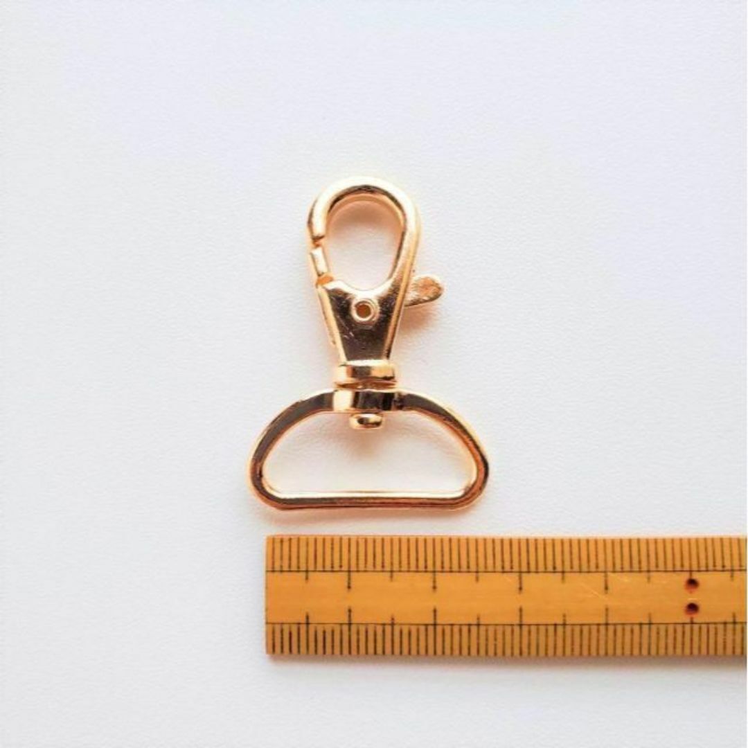 ナスカン 10個 25mm ピンクゴールド 手芸 資材 ハンドメイドの素材/材料(各種パーツ)の商品写真