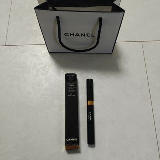 シャネル(CHANEL)のシャネル エクラ ルミエール 20 ベージュ クレール　ショッパー付き(コンシーラー)