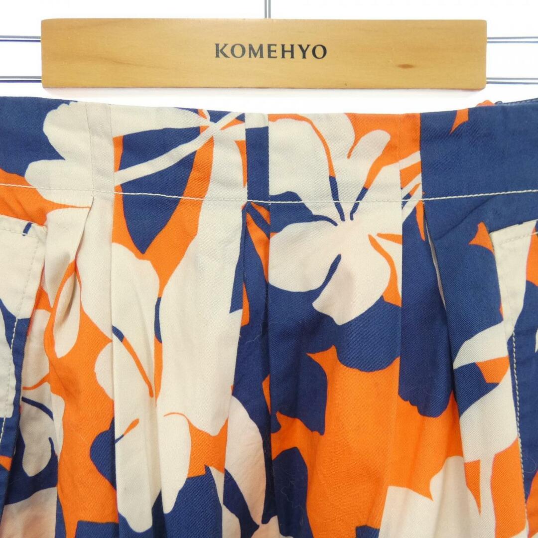 BAGUTTA(バグッタ)のバグッタ BAGUTTA スカート レディースのスカート(その他)の商品写真