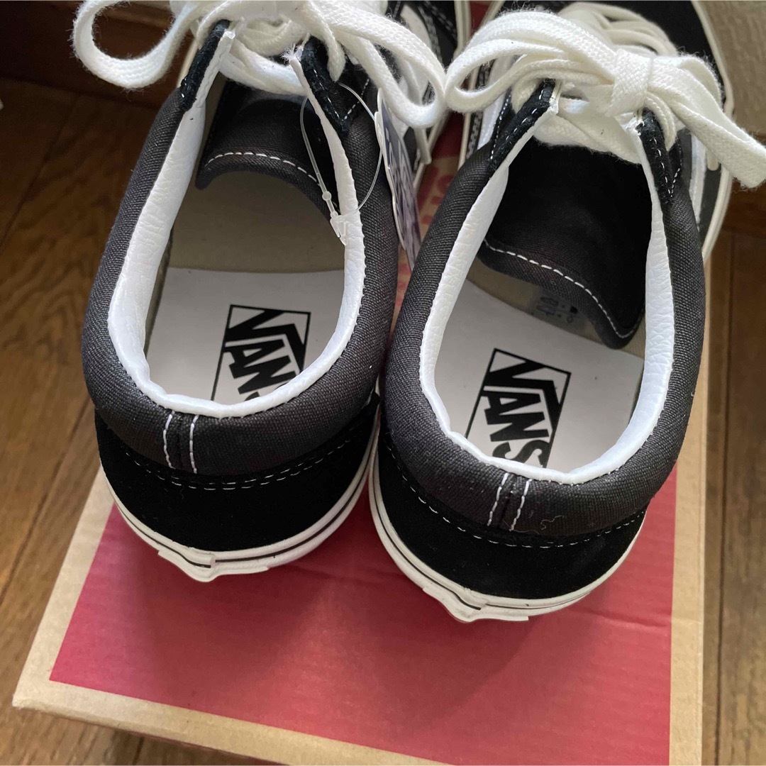 VANS(ヴァンズ)の新品VANSヴァンズ OLD SKOOL36 DX オールドスクール10450円 レディースの靴/シューズ(スニーカー)の商品写真