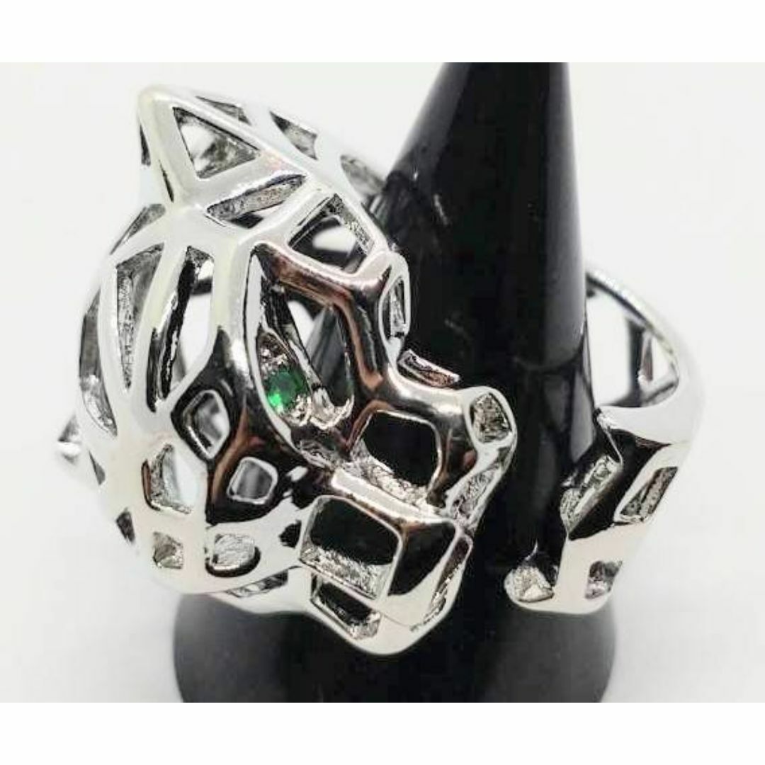 【フリーサイズ】抜き　タイガー　トラ　ピラミッド　リング　指輪　ロック　パンク メンズのアクセサリー(リング(指輪))の商品写真