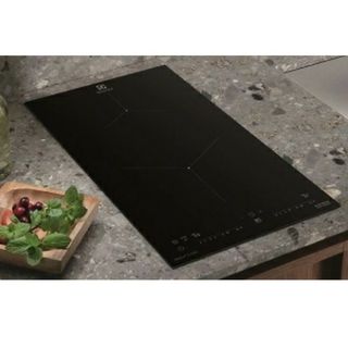 Electrolux IHクッキングヒーター EHI326CB