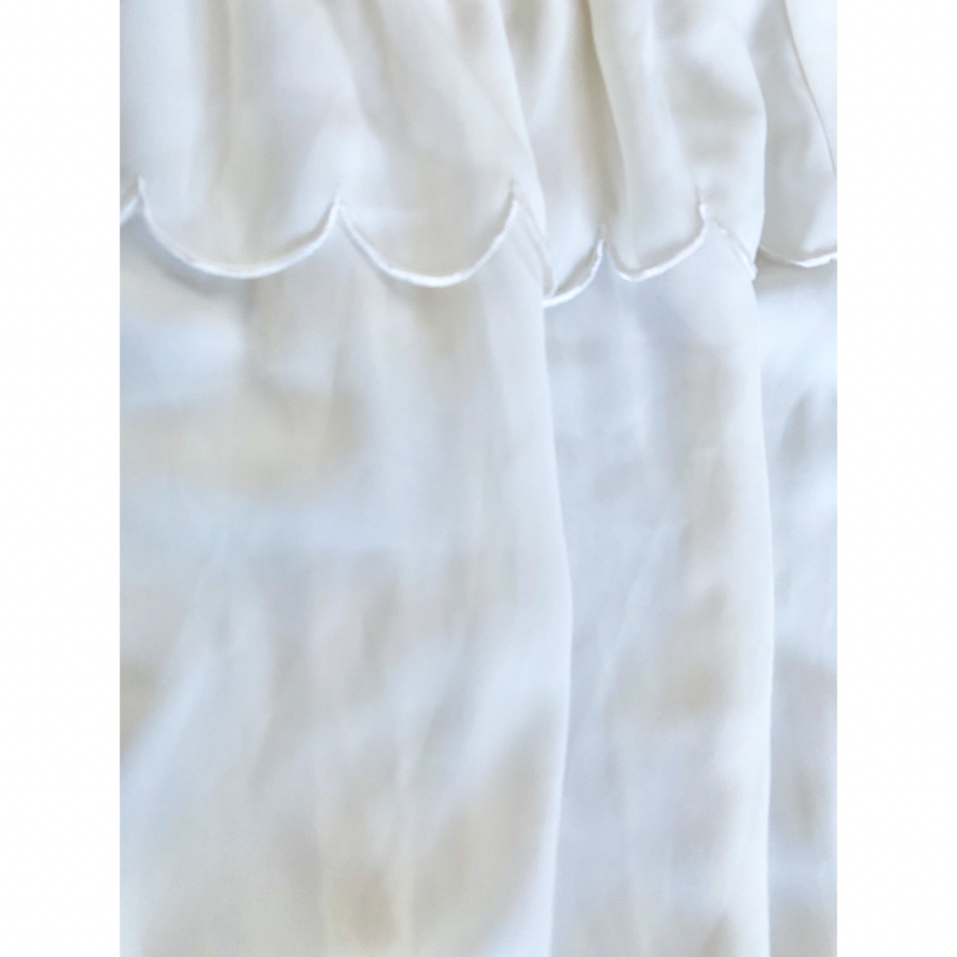 INGNI(イング)の美品イングINGNIシフォンブラウスM白フリル可愛い五分袖オフショルダー七分袖 レディースのトップス(シャツ/ブラウス(長袖/七分))の商品写真