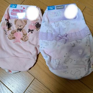 タグ付き新品　女の子　ショーツ　130  新品