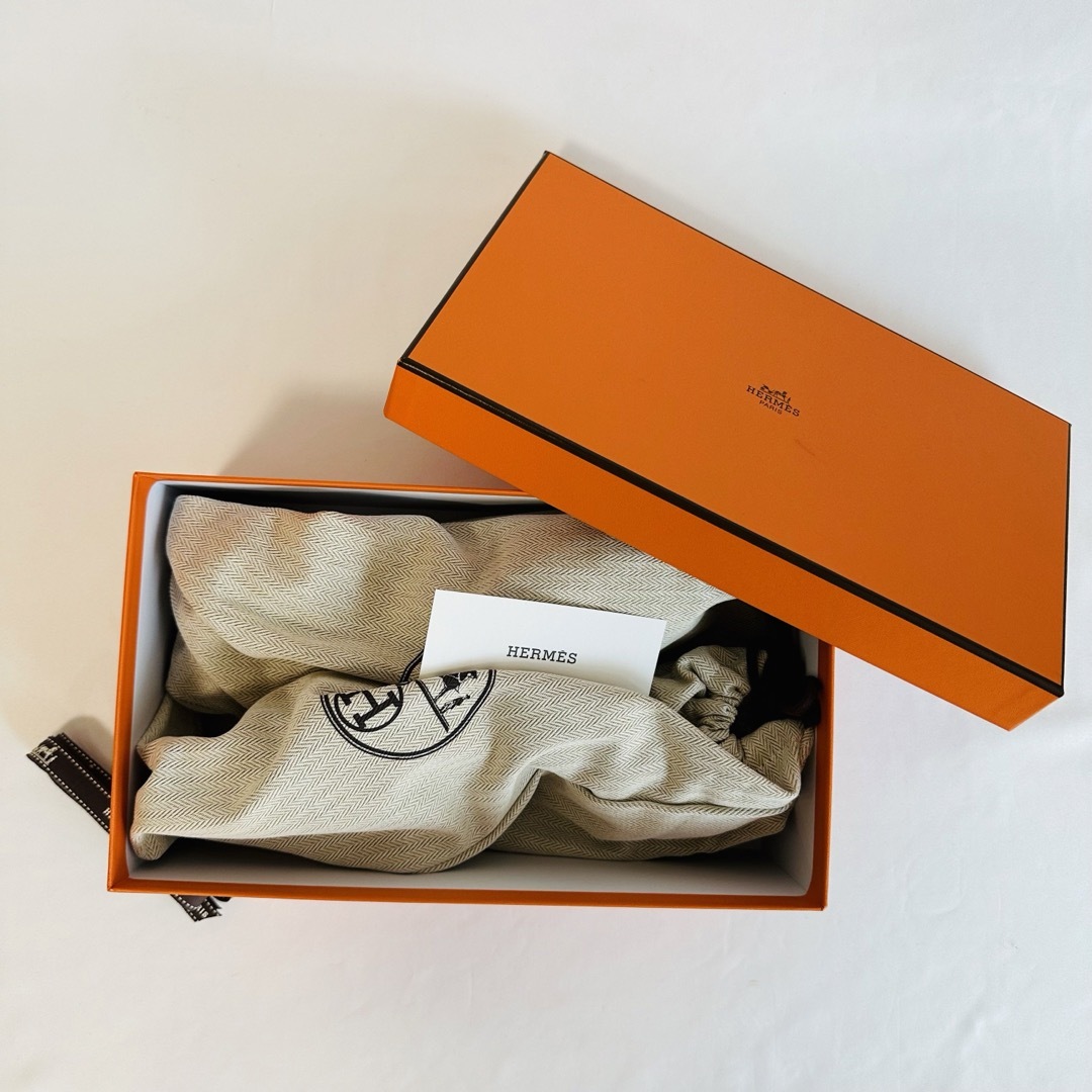 Hermes(エルメス)のHERMES エルメス レディスサンダル 《オアジス》 エトゥープ 38 レディースの靴/シューズ(サンダル)の商品写真