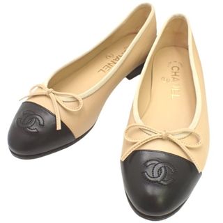 CHANEL(シャネル) ココマーク バレーシューズ シューズ フラットシューズ 靴 パンプス ローヒール リボン 35 1/2C レザー ベージュ ブラック黒 G02819 レディース 40802095140【中古】【アラモード】