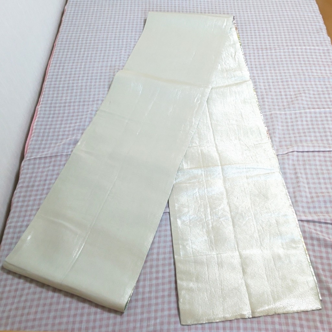 帯　着物　アイボリー系　レディース レディースの水着/浴衣(帯)の商品写真