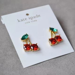 ケイトスペードニューヨーク(kate spade new york)の【新品♠️本物】ケイトスペード チェリー ピアス(ピアス)