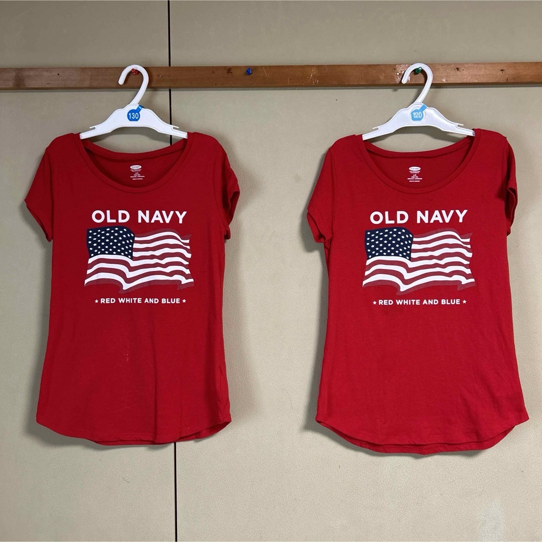 Old Navy(オールドネイビー)の双子　女の子　10-12 (140) OLD NAVY  半袖　Tシャツ  2枚 キッズ/ベビー/マタニティのキッズ服女の子用(90cm~)(Tシャツ/カットソー)の商品写真