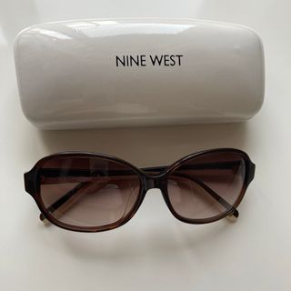 NINE WEST - ナインウエスト　サングラス　(ケース付き)