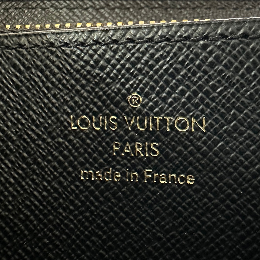LOUIS VUITTON(ルイヴィトン)のLOUIS VUITTON エピ M68755 ジッピーウォレット ノワール メンズ レディース ラウンドファスナー 長財布 RFID ルイ・ヴィトン メンズのファッション小物(長財布)の商品写真