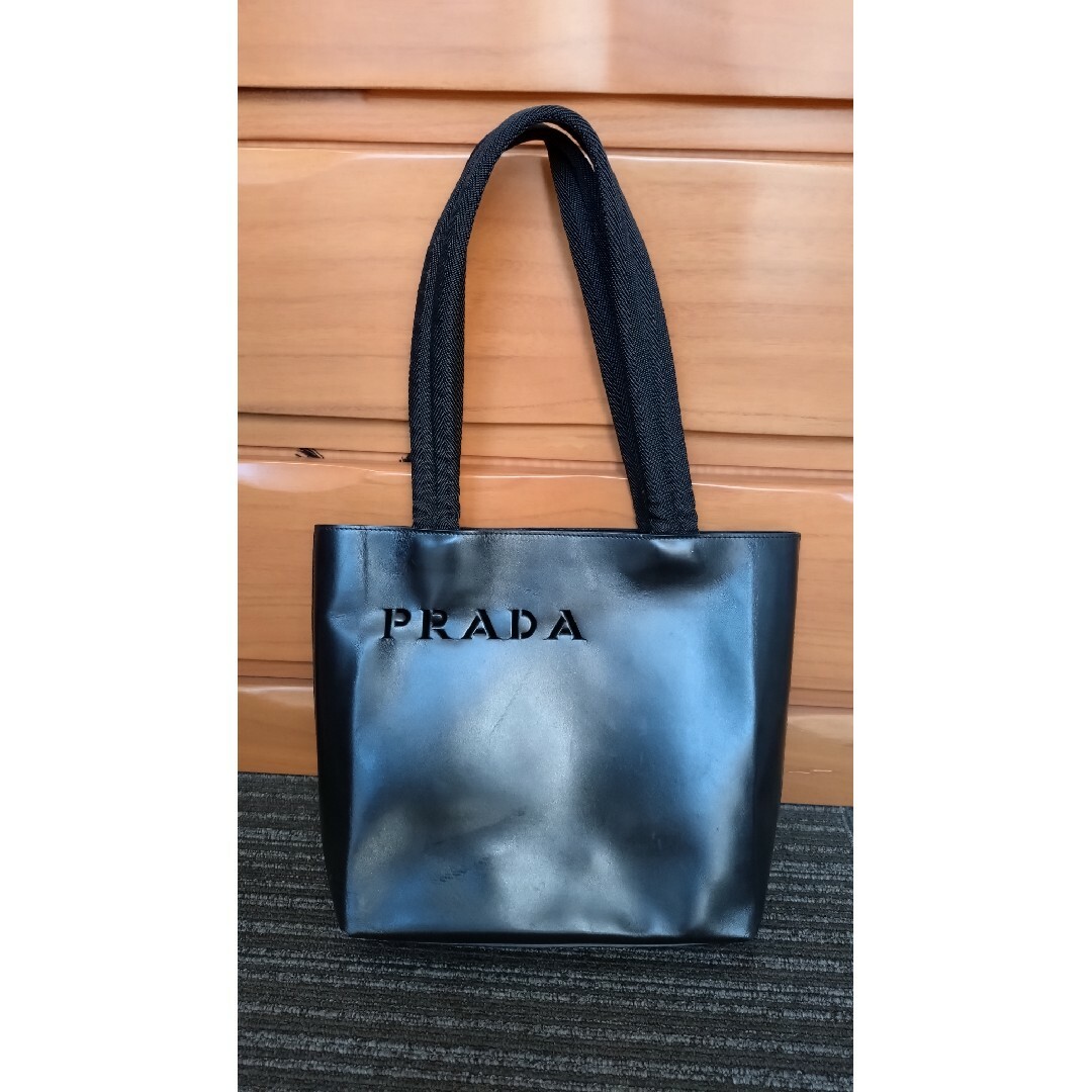 PRADA プラダ　トートバッグ男女兼用　『美品』バッグ