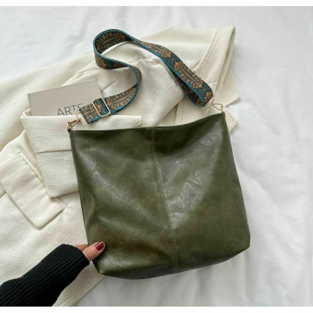 ショルダーバッグ ヴィンテージ エスニック 大容量 刺繍  シンプル バッグ レディースのバッグ(ショルダーバッグ)の商品写真
