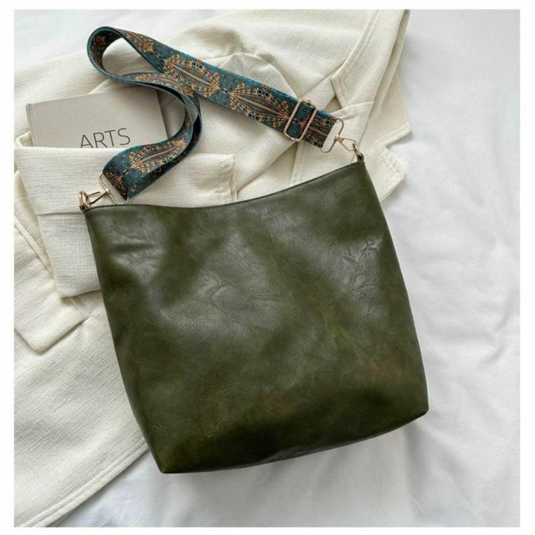 ショルダーバッグ ヴィンテージ エスニック 大容量 刺繍  シンプル バッグ レディースのバッグ(ショルダーバッグ)の商品写真