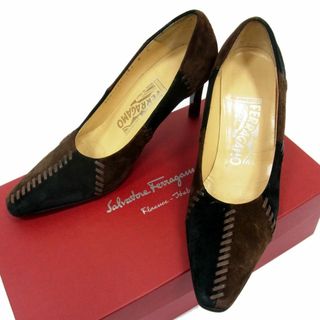 サルヴァトーレフェラガモ(Salvatore Ferragamo)の◇Salvatore Ferragamo パンプス スウェードレザー ハンドステッチ サルバトーレフェラガモ レディース 箱付き イタリア製(ハイヒール/パンプス)