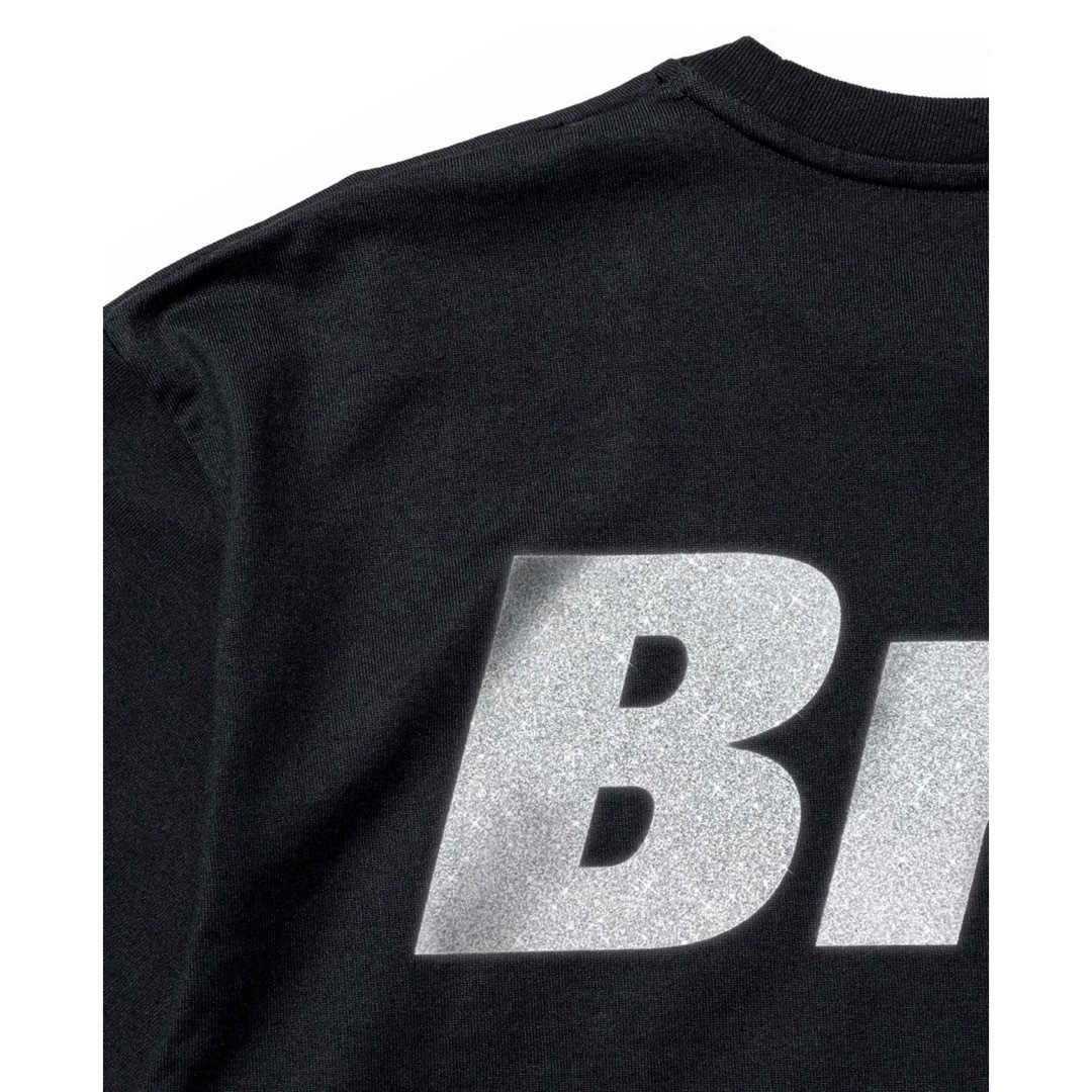 F.C.R.B.(エフシーアールビー)のFCRB BIG LOGO RHINESTONE EMBLEM TEE XS メンズのトップス(Tシャツ/カットソー(半袖/袖なし))の商品写真