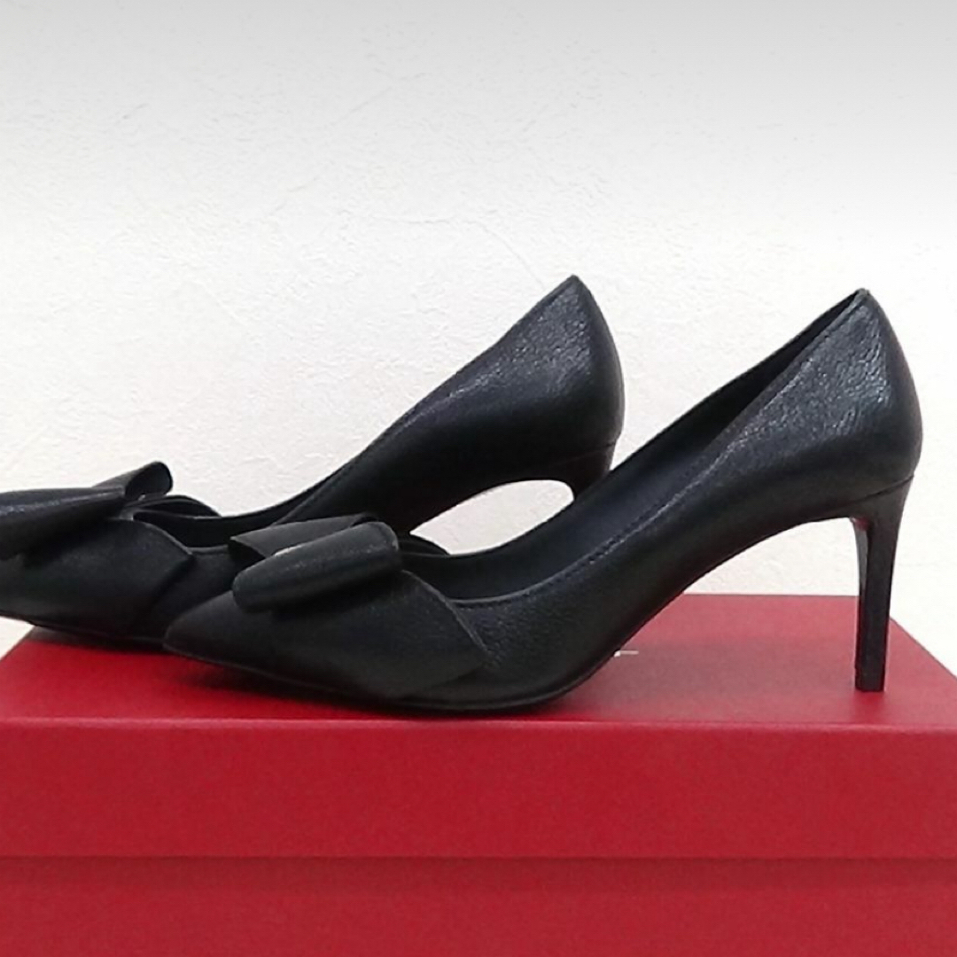 Salvatore Ferragamo - 極美品 フェラガモ パンプスの通販 by hiie's Salvatore Ferragamo - 極美品 フェラガモ パンプスの通販 by hiie's