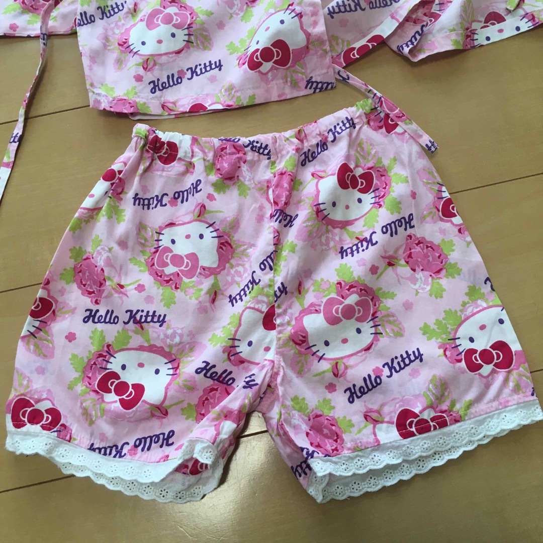 ハローキティ(ハローキティ)の甚平110キティ　レース付き キッズ/ベビー/マタニティのキッズ服女の子用(90cm~)(甚平/浴衣)の商品写真