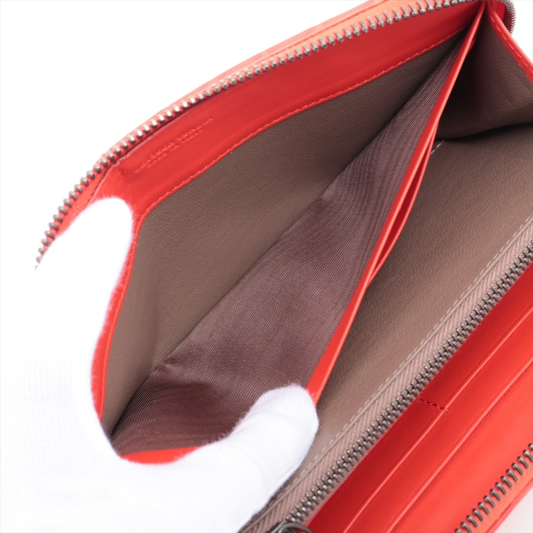 Bottega Veneta(ボッテガヴェネタ)のボッテガヴェネタ  クロコ型押し  レッド レディース 長財布 レディースのファッション小物(財布)の商品写真