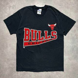 90s シカゴ　ブルズ　ブラックロゴTシャツ　バスケ　NBA BULLS(Tシャツ/カットソー(半袖/袖なし))