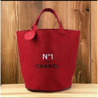 CHANEL - CHANEL ノベルティ トートシャネル トートバッグ　ブラック　赤