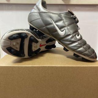 ナイキ(NIKE)のNIKE ナイキ トータル90 III VT サッカースパイク(シューズ)