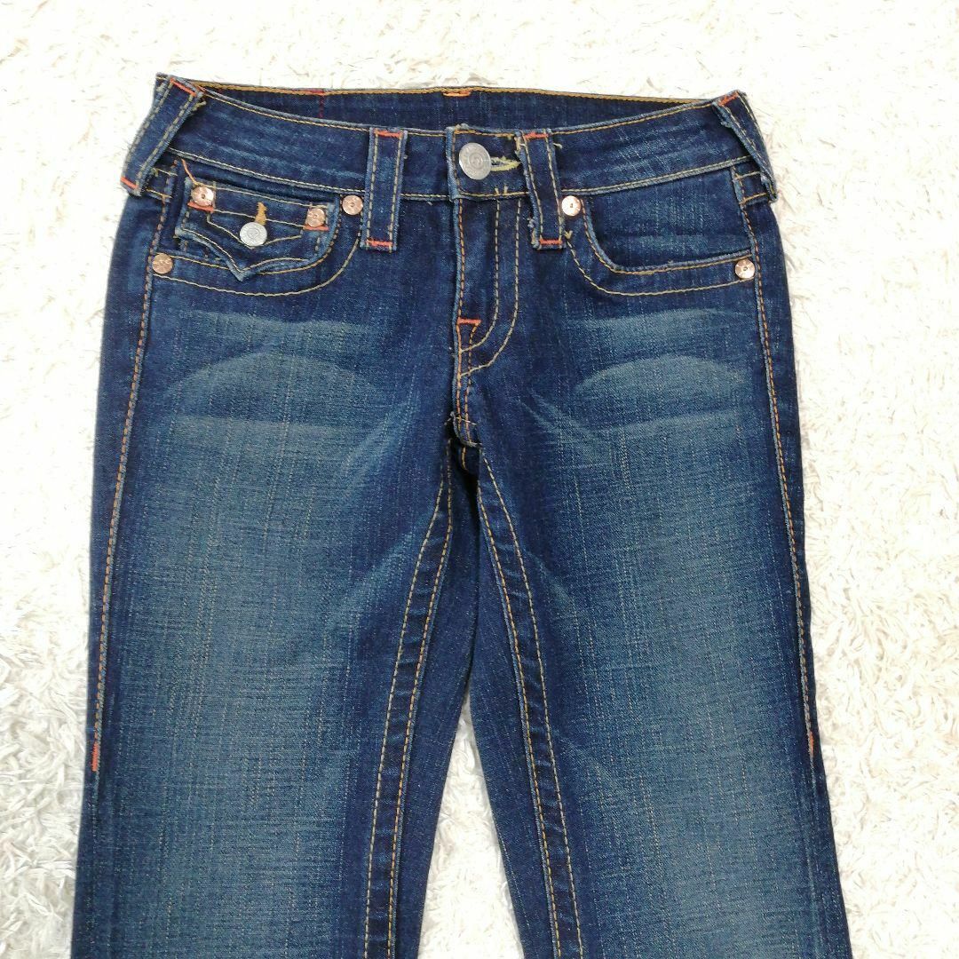 True Religion(トゥルーレリジョン)のTRUE RELIGION　ジーパン　デニムパンツ　ジーンズ　JOEY　フレア レディースのパンツ(デニム/ジーンズ)の商品写真