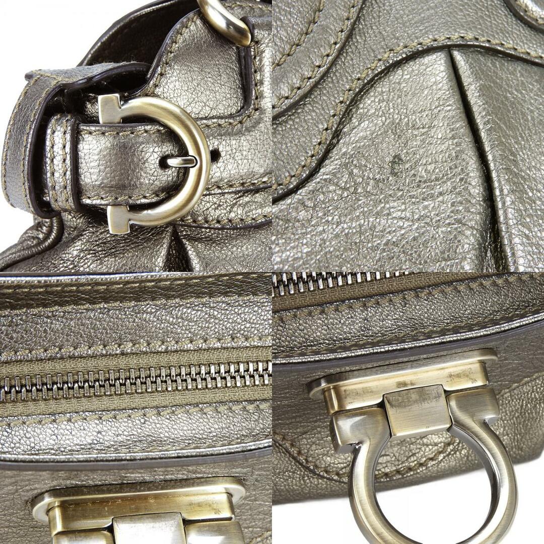 Salvatore Ferragamo - 【中古】 サルヴァトーレフェラガモ ハンドバッグ AU-21 6317 レザー ブロンズ系 肩掛け メタリック ガンチーニ レディース 女性 Salvatore Ferragamoの通販 by V.S BUYERS ラクマ店 |サルヴァトーレフェラガモ ならラクマ Salvatore Ferragamo - 【中古】 サルヴァトーレフェラガモ ハンドバッグ AU-21 6317 レザー ブロンズ系 肩掛け メタリック ガンチーニ レディース 女性 Salvatore Ferragamoの通販 by V.S BUYERS ラクマ店 |サルヴァトーレフェラガモ ならラクマ