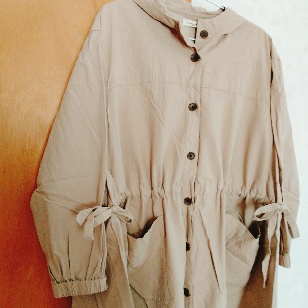 SM2(サマンサモスモス)の匿名配送　美品　サマンサモスモス　SM2 トレンチコート　スプリングコート レディースのジャケット/アウター(トレンチコート)の商品写真