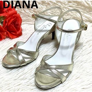 ダイアナ(DIANA)の未使用 DIANA アルテミスバイダイアナ グリッター クロスサンダル シルバー(サンダル)