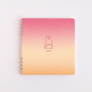 ミッフィー(miffy)のミッフィー リングノート・スクエア（miffy/walk） 文具 日本製 レッド/オレンジ(ノートPC)