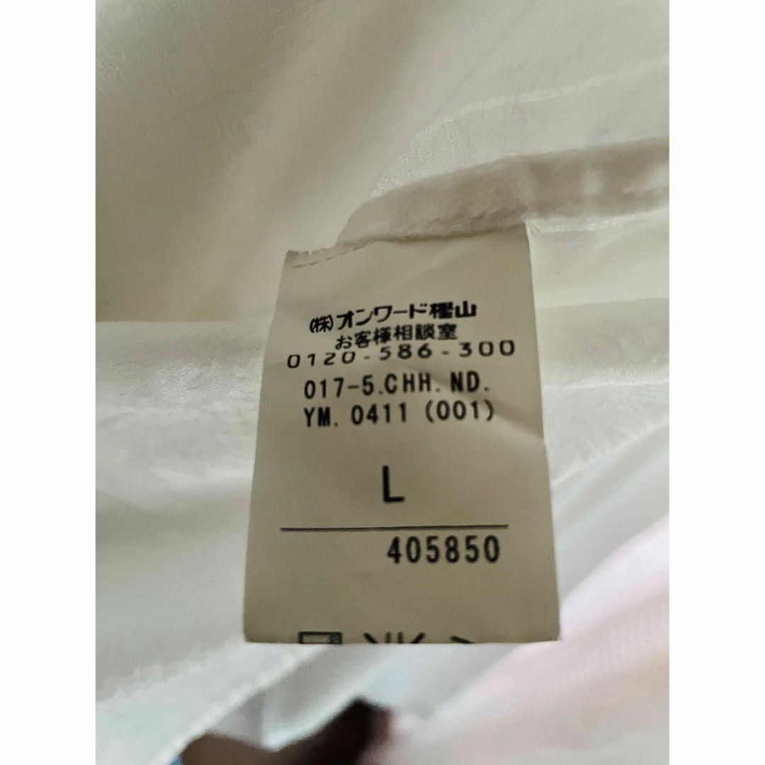 DELUXE(デラックス)のオンワード　deluxe デラックス　デザインシャツ　白　L  刺繍生地　ラメ糸 メンズのトップス(シャツ)の商品写真