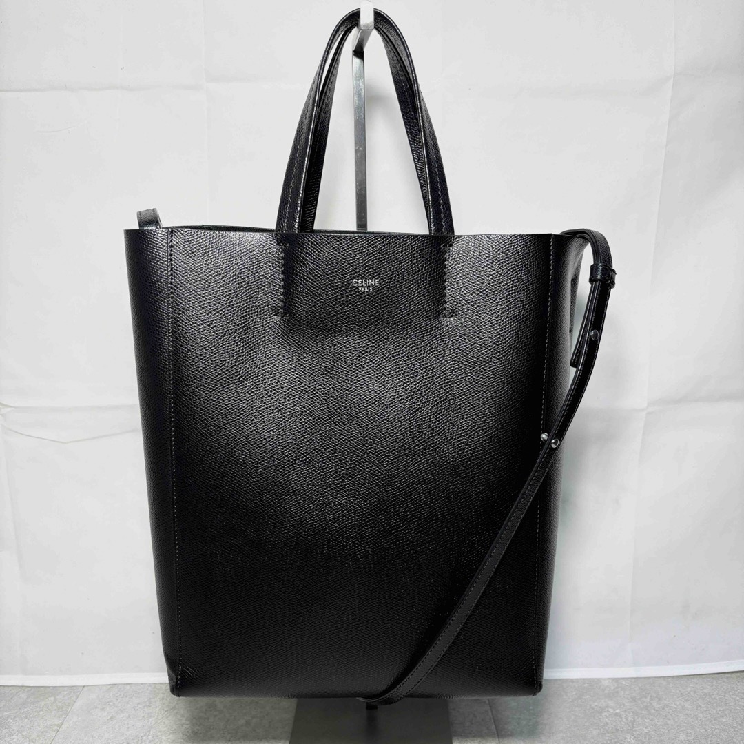 celine(セリーヌ)の(美品✨)CELINE バーティカルカバ スモール ショルダー 2way バッグ レディースのバッグ(ショルダーバッグ)の商品写真