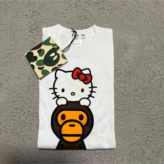 アベイシングエイプ(A BATHING APE)のAPE BAPE KAWS Sanrio KITTY キティちゃん　tシャツ　m(Tシャツ/カットソー(半袖/袖なし))