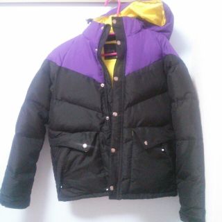 STUSSY(ダウンジャケット)のフリマアイテム一覧 STUSSY(ダウンジャケット)のフリマアイテム一覧