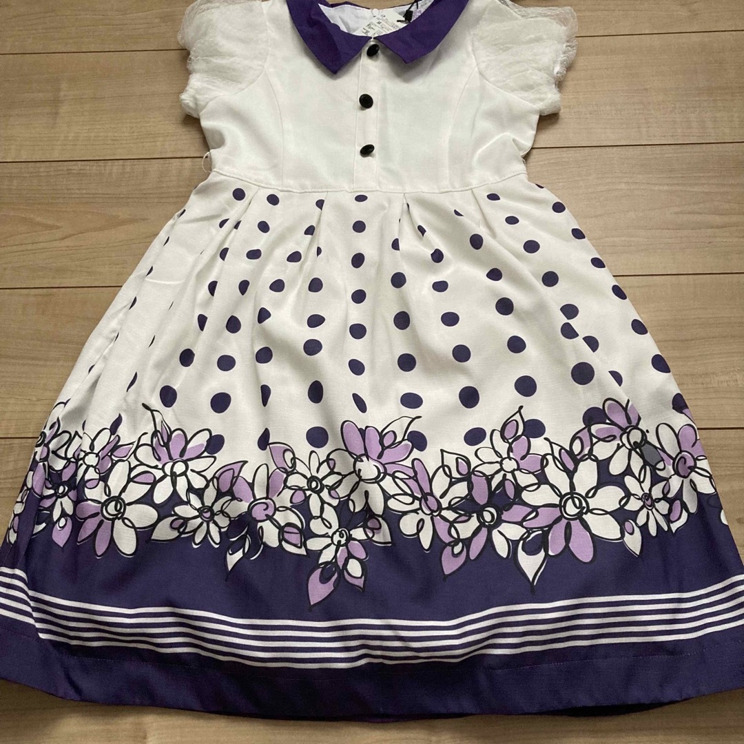 ANNA SUI mini(アナスイミニ)のアナスイミニ☆ベルト付きフラワーワンピース☆130 キッズ/ベビー/マタニティのキッズ服女の子用(90cm~)(ワンピース)の商品写真