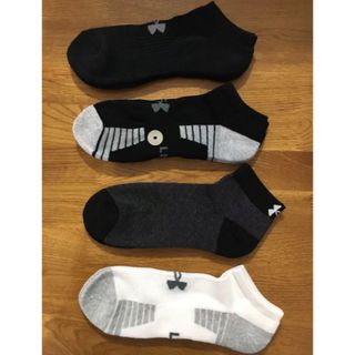 アンダーアーマー(UNDER ARMOUR)の新品アンダーアーマーUNDER ARMOUR メンズソックス4足セット1235(ソックス)