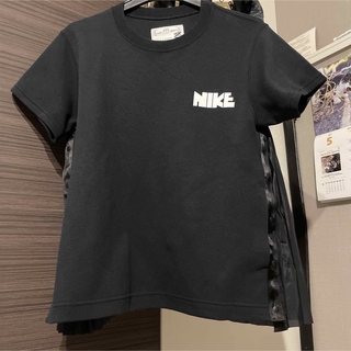 サカイ(sacai)のナイキ x sacai ウィメンズトップス　サイズ M(Tシャツ/カットソー(半袖/袖なし))