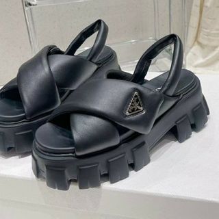 プラダ(PRADA)の(送料無料) ★ prada.サンダル  ★(プラダ). # 5(サンダル)