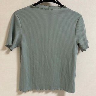 ジーユー(GU)のジーユー　GU  リブメローコンパクトTシャツ　カットソー　半袖(Tシャツ/カットソー(半袖/袖なし))