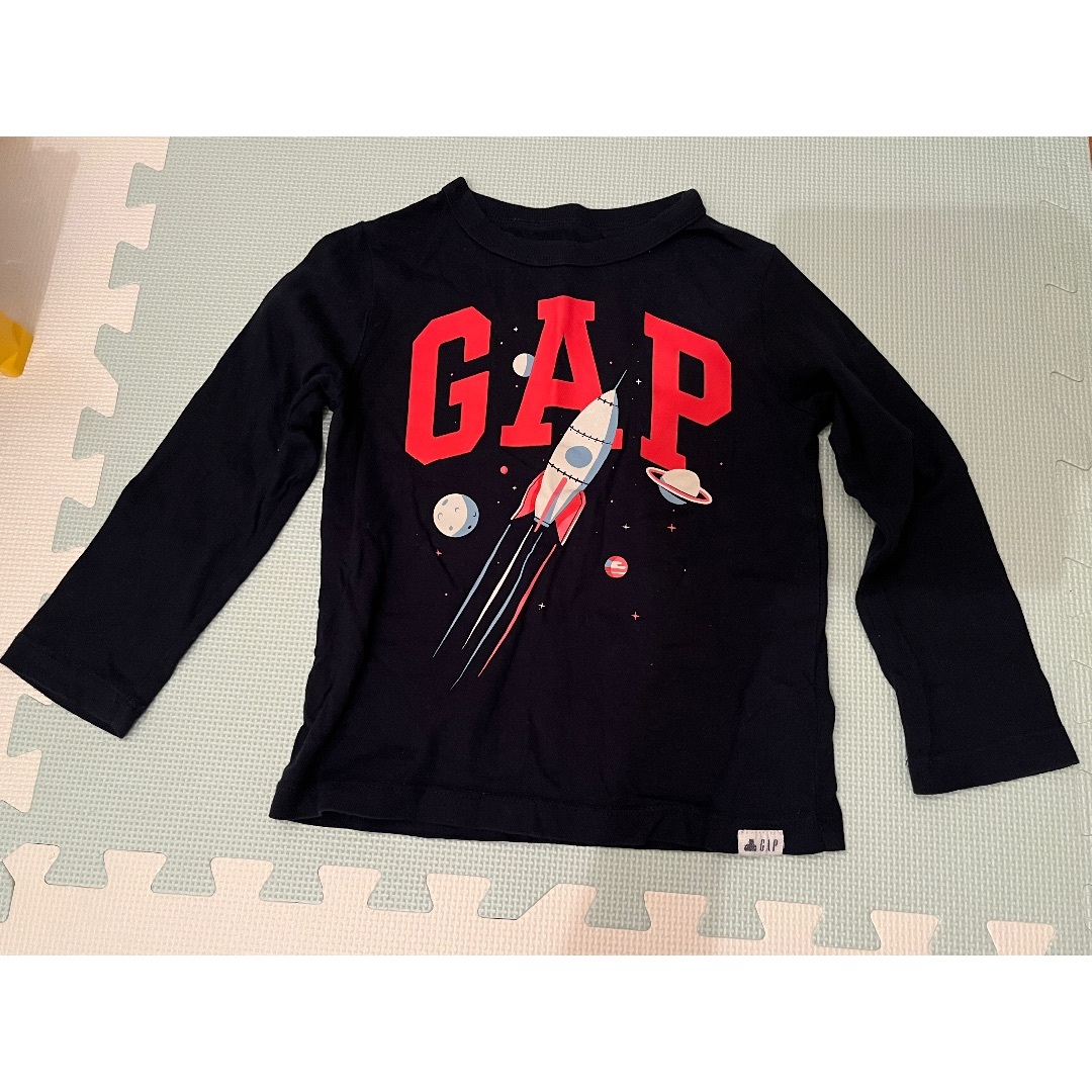 GAP(ギャップ)のGAP 長袖　100サイズ キッズ/ベビー/マタニティのキッズ服男の子用(90cm~)(Tシャツ/カットソー)の商品写真