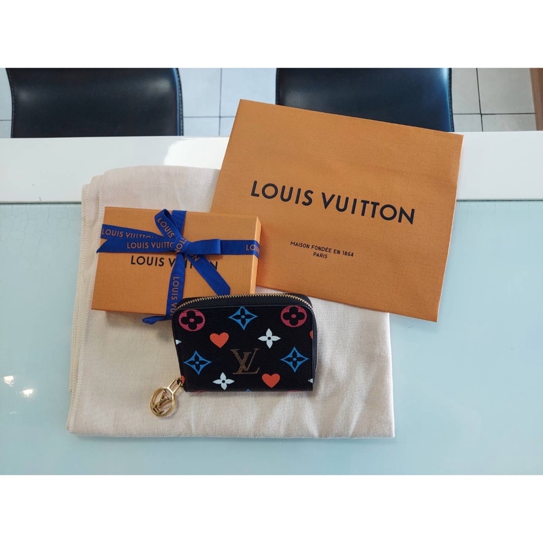 LOUIS VUITTON(ルイヴィトン)のルイヴィトン　ゲームオンジッピーコインパース レディースのファッション小物(財布)の商品写真