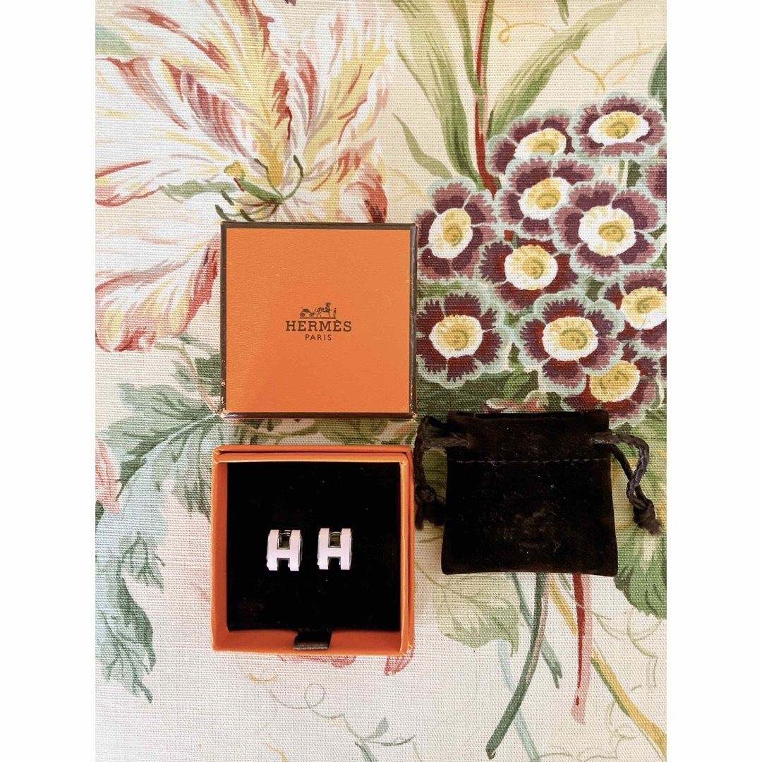 Hermes(エルメス)の（美品）エルメス HERMES ピアス ポップ H  ピンクXシルバー レディースのアクセサリー(ピアス)の商品写真