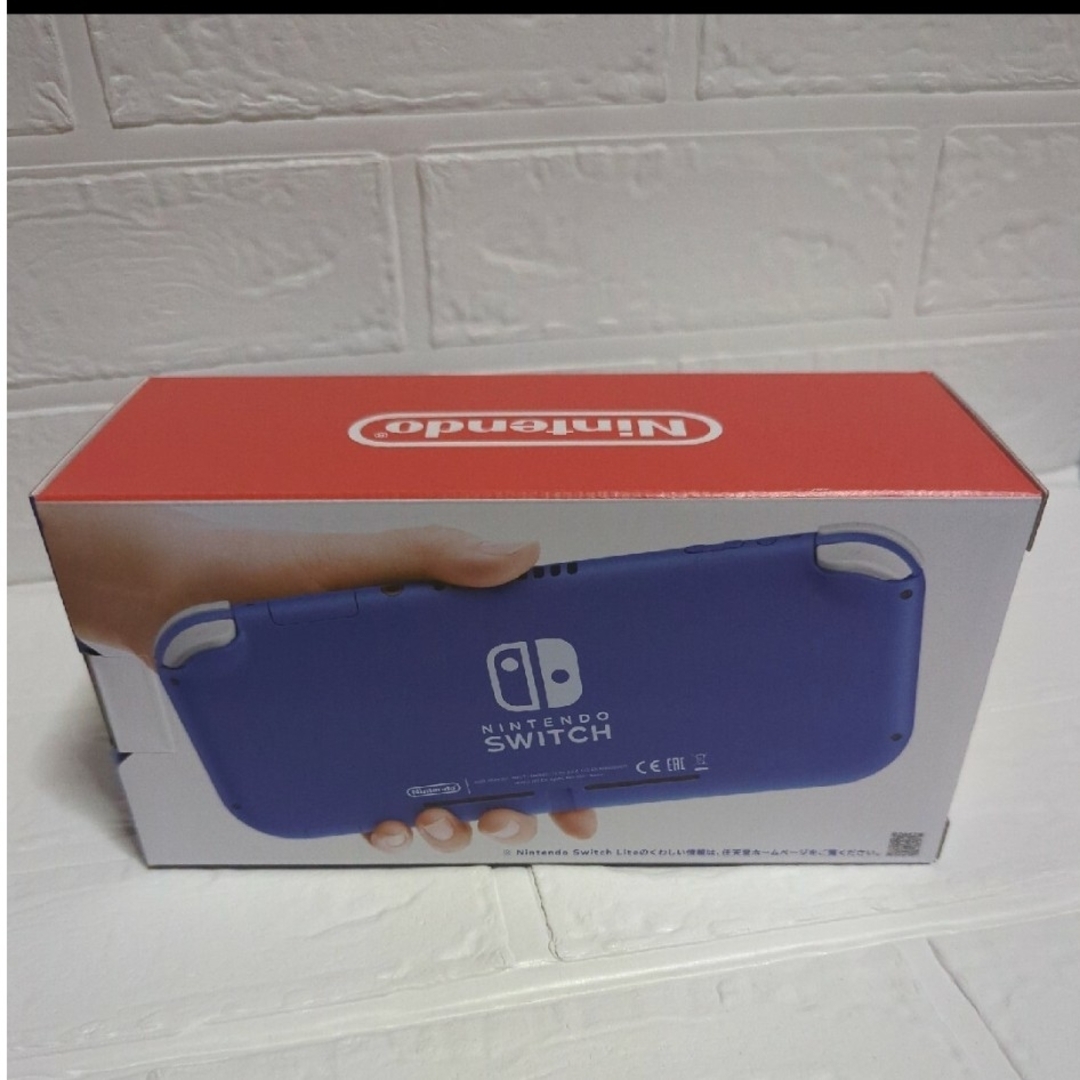 Nintendo Switch(ニンテンドースイッチ)の新品未使用Nintendo Switch LITE ブルー 本体 スイッチ エンタメ/ホビーのゲームソフト/ゲーム機本体(携帯用ゲーム機本体)の商品写真