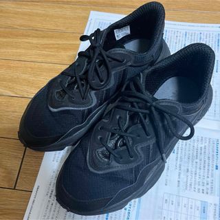 アディダス(adidas)のadidas アディダス　オズウィーゴ　FV9665 美品(スニーカー)