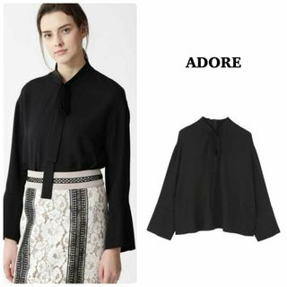 アドーア(ADORE)の【ADORE】シルクウール　アムンゼンブラウス　ボウタイデザイン　長袖　38(シャツ/ブラウス(長袖/七分))