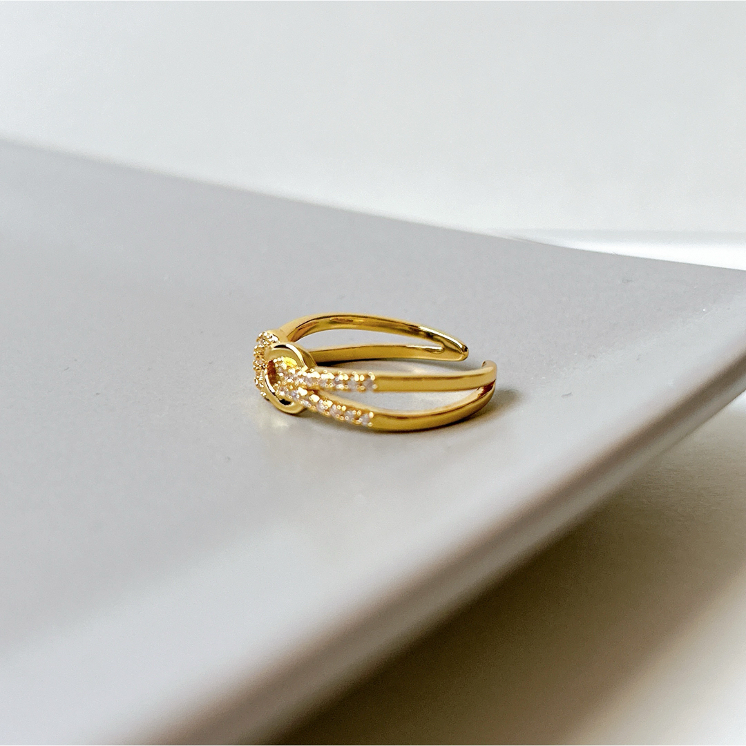 レディース リング 指輪 フリーサイズ 調節可能 シンプル 上品 ゴールド 金 レディースのアクセサリー(リング(指輪))の商品写真
