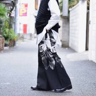 イッセイミヤケ ワイドパンツ スラックス(メンズ)の通販 18点 | ISSEY イッセイミヤケ ワイドパンツ スラックス(メンズ)の通販 18点 | ISSEY